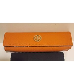 New Tory Burch Soft Leather Clamshell Sun/Eyeglass Case w/Cloth 6.5" X 2"x 1.5"